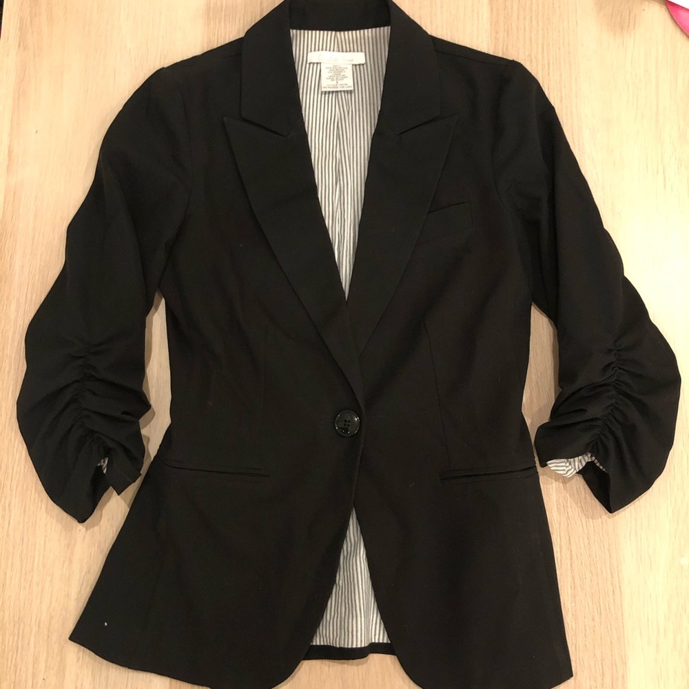 Charlotte Russe blazer with ruched 3/4 sleeves